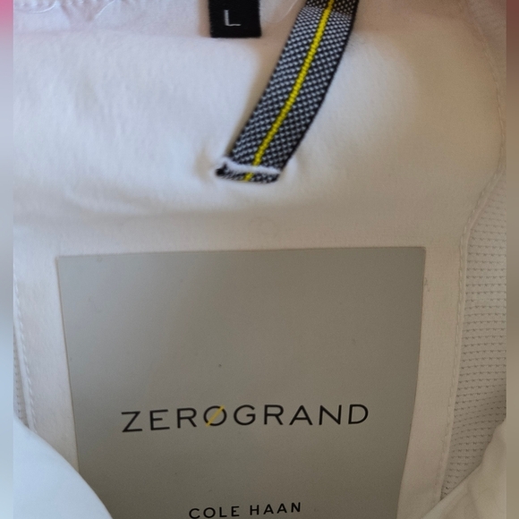 ZERØGRAND Cole Haan White Packable Running Jacket Windbreaker Size L - Picture 5 of 12